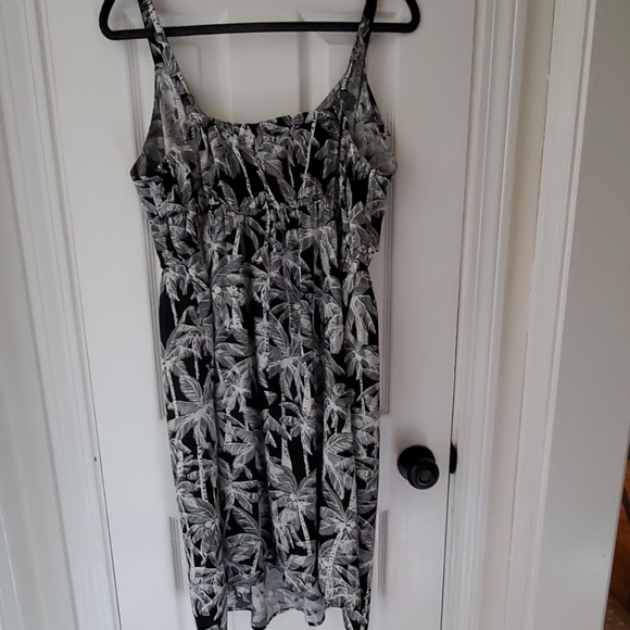 Torrid Summer Dress - Picture 5 of 6